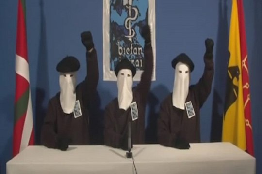 ETA critica los atentados de Bruselas