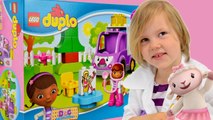 Doc McStuffins Lego Duplo 10605 Rosie the Ambulance - A Scab Case - Review and Play