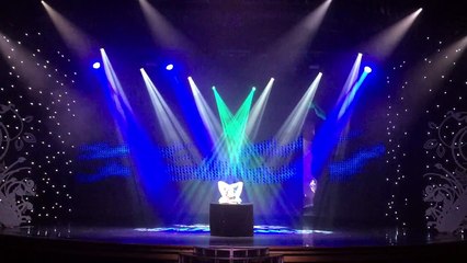 Khaliuka solo contortion