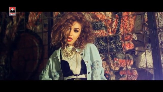 Ελένη Φουρέιρα - Στο Θεό Με Πάει / Sto Theo Me Paei (Official Music Video HD)