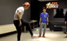 Quand Cristano Ronaldo jongle avec une balle de tennis pour un programme chinois