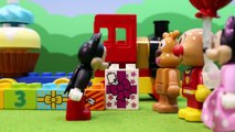 アニメアンパンマンのおもちゃ　ミッキーとミニーのバースデーパレード　LEGO & ANPANMAN