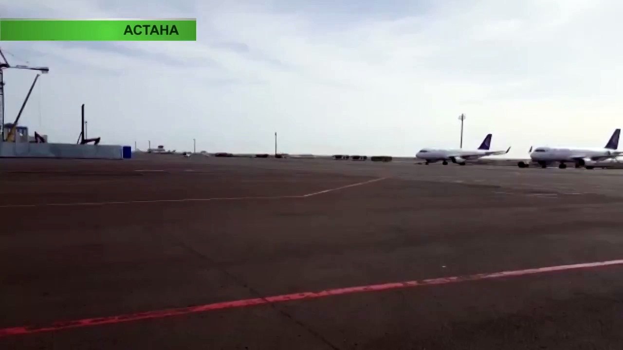Видео аварийной посадки самолета Bek Air в Астане сняли очевидцы