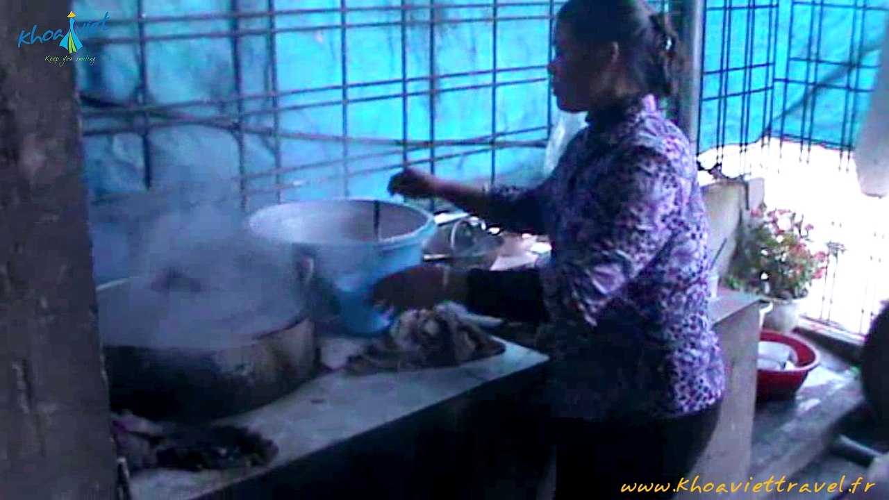 Introduction la recette du “banh trang” (gallete de riz ronde)
