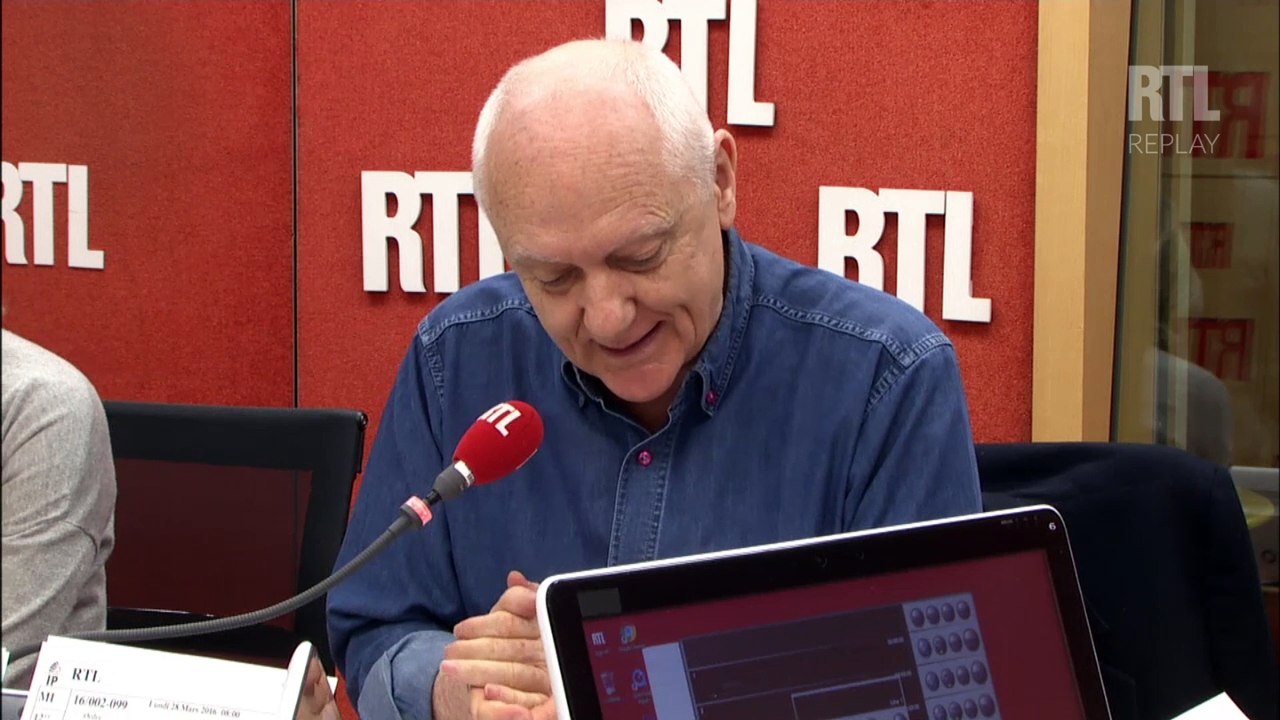 Pape François : "Le Saint-Père 2.0 a pris d'assaut les réseaux sociaux", constate Nicolas Domenach