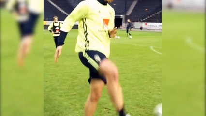 La démonstration technique de Zlatan Ibrahimovic à l'entraînement avec le Suède