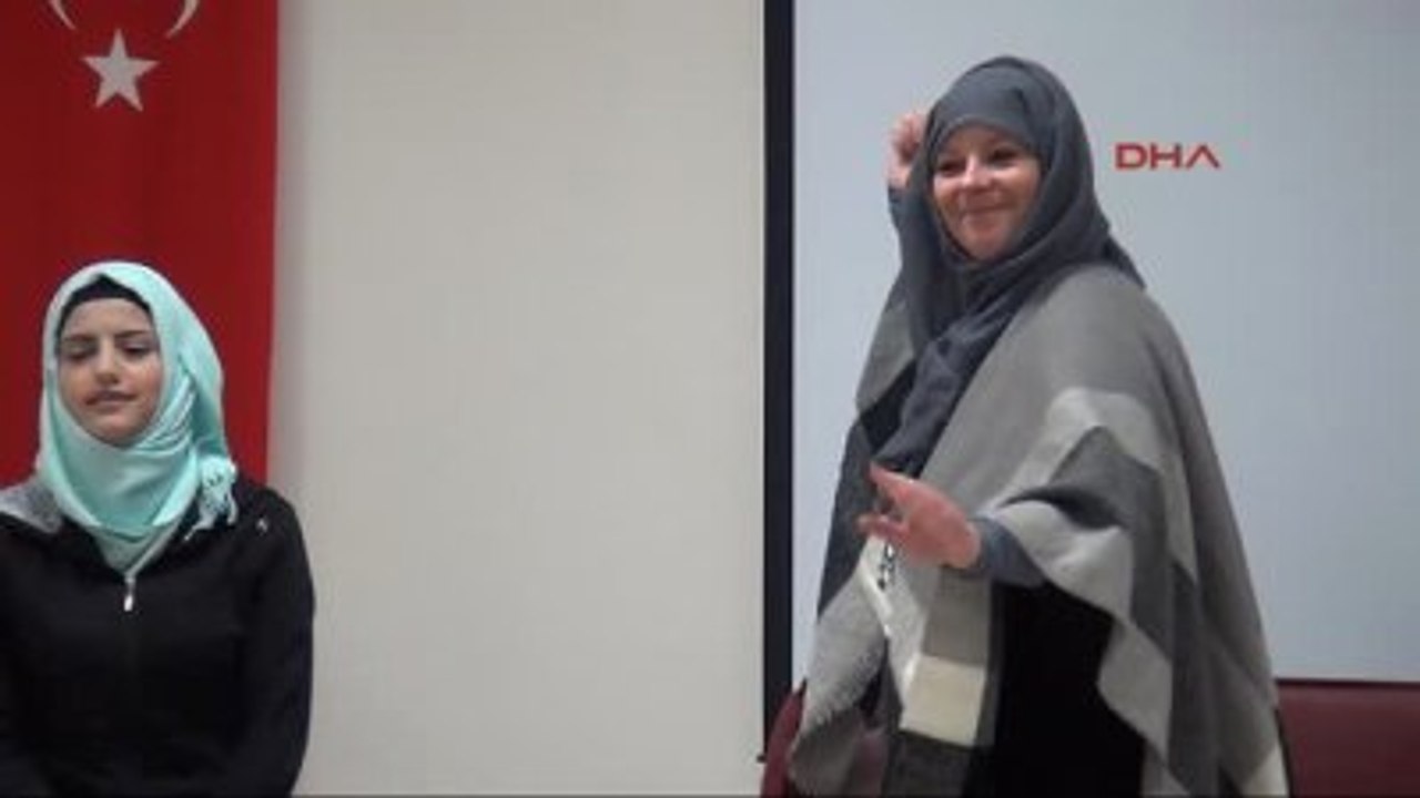 Adana Tony Blair'in Müslüman Baldızı, Suriyeli Öğrencilerle Buluştu