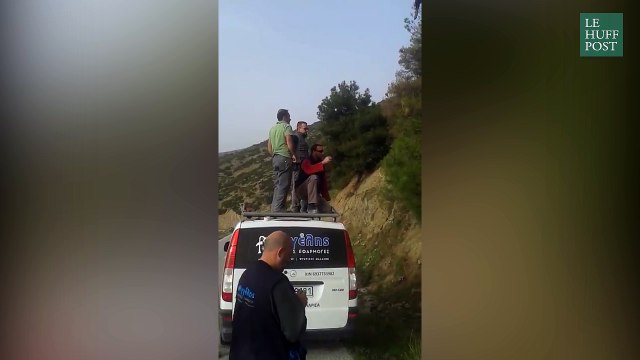 L'improbable sauvetage d'une chèvre coincée dans des câbles électriques