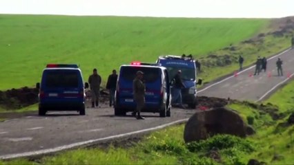 Turkish official killed in southeast after weekend of violence