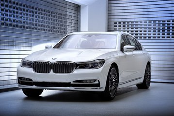 BMW 7 Series 'Solitaire Edition' & 'Master Class Edition' Revealed
