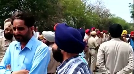 Singhs Vs Shiv Sena date 28 March 2016 (12)