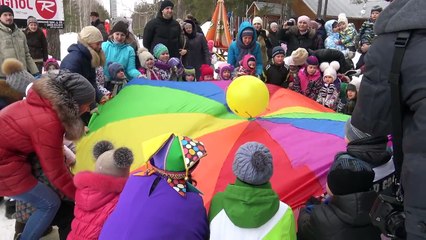 Маша и Медведь Вероника и Свинка Пеппа провожают