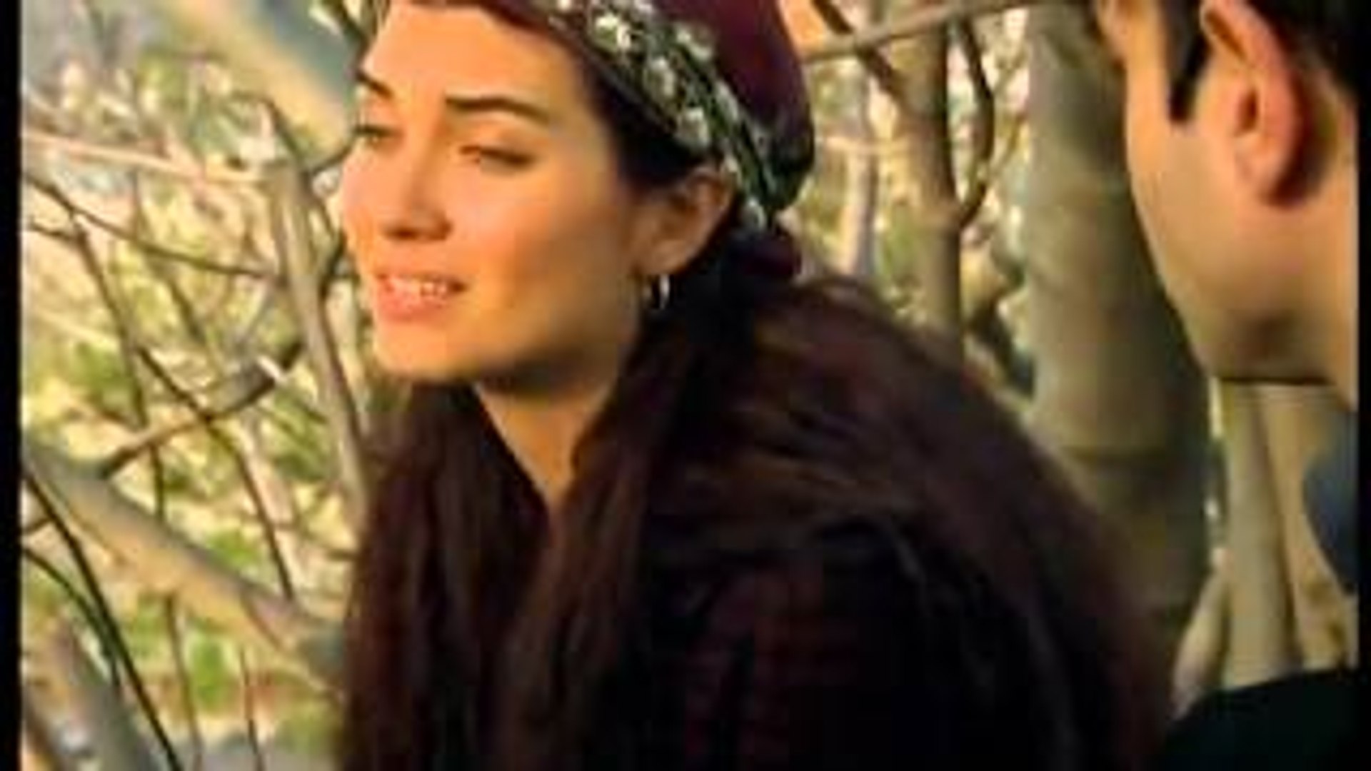 المسلسل التركي بائعة الورد الحلقة – 11 فيديو - فيديو Dailymotion