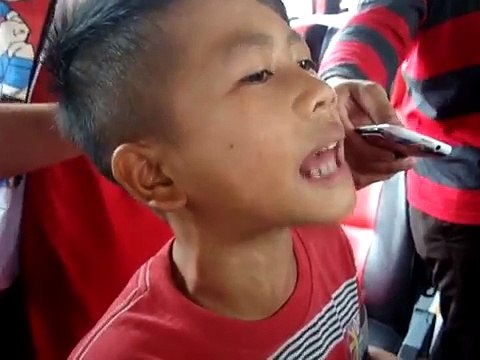 PENGAMEN KECIL SUARA MERDU ASAL GARUT