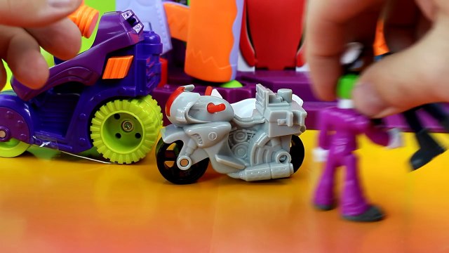 The Joker & Bane capture Imaginext police officer Batman Batbot saves them Just4fun290 dc superhero
