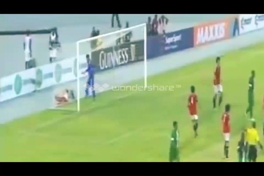 سوبر حمادة طلبة ينقذ منتخب مصر من هدف
