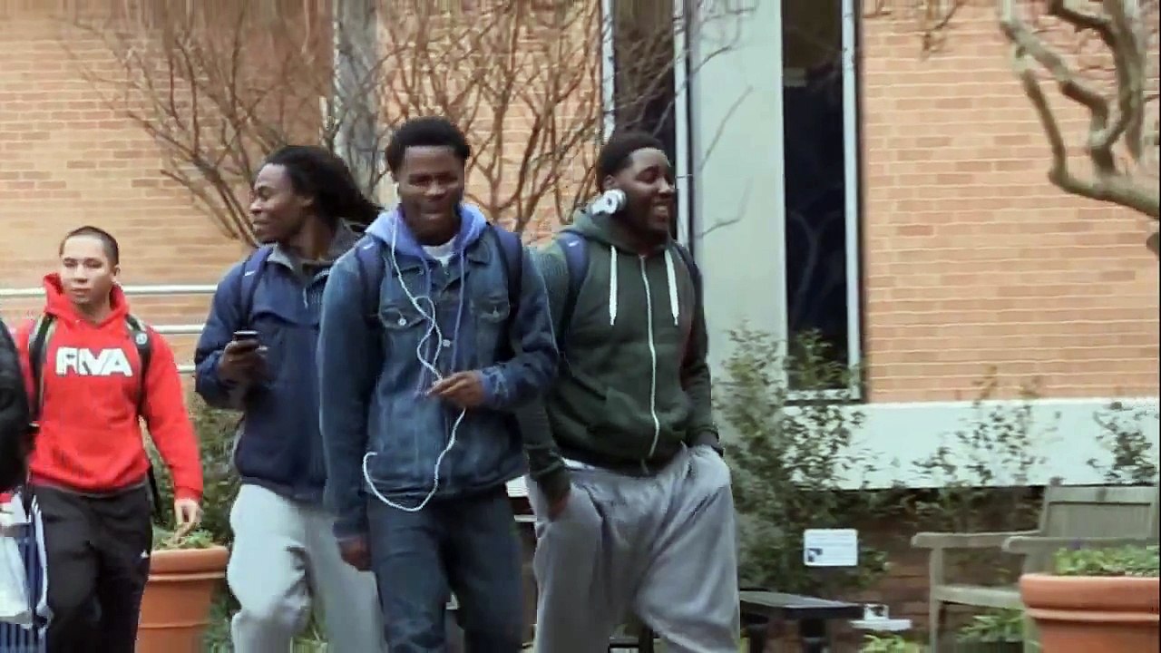 Funny Ripped Pants Front Of People - Prank