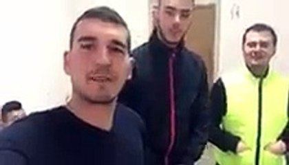 Ironia aktivisteve te PD: Shyqyr qe u futem ne burg te behemi deputete