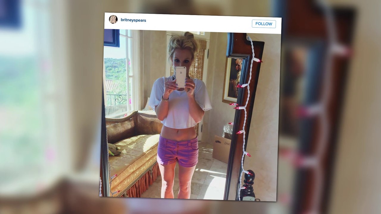 Britney Spears Sports a Bikini in Hawaii