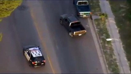 Mujer arrestada tras persecución en Canoga Park