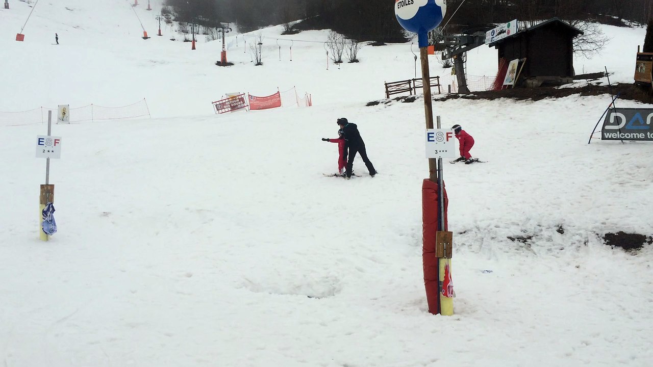 20160225 Julie et Charlotte ski 1