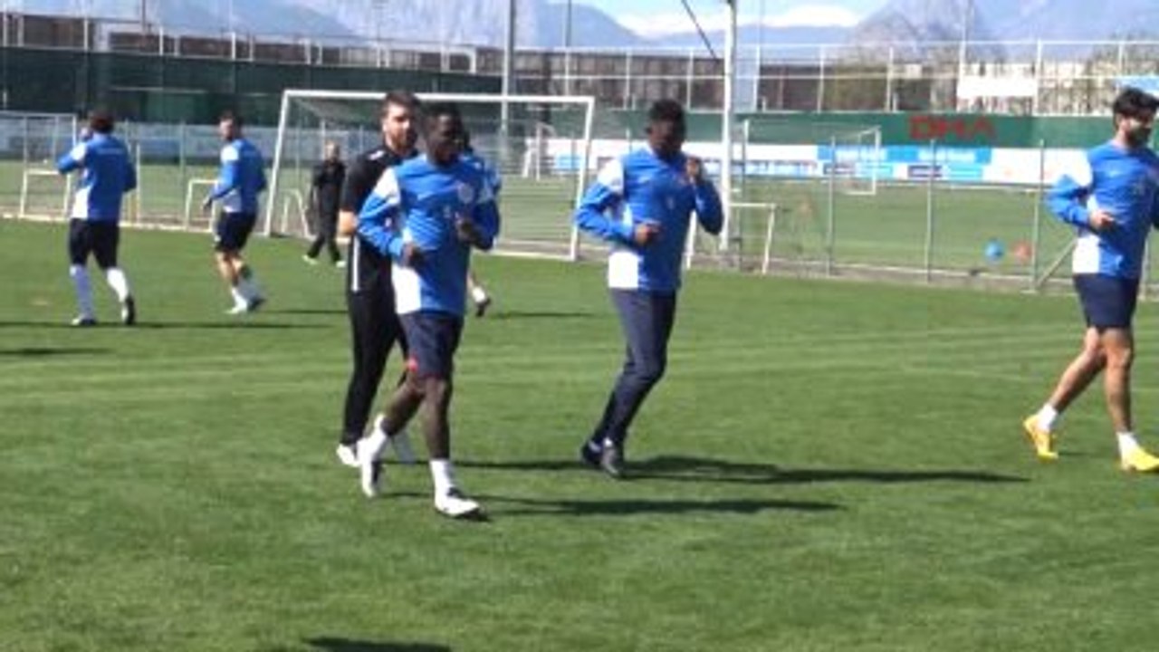 Oğlu, Eto'o'yu Aratmadı