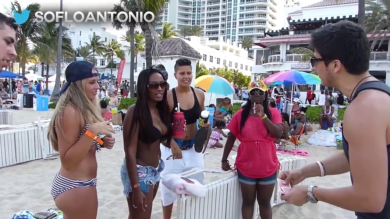 Kissing Prank - Kissing Game Prank (Slap, Hug or Kiss!)