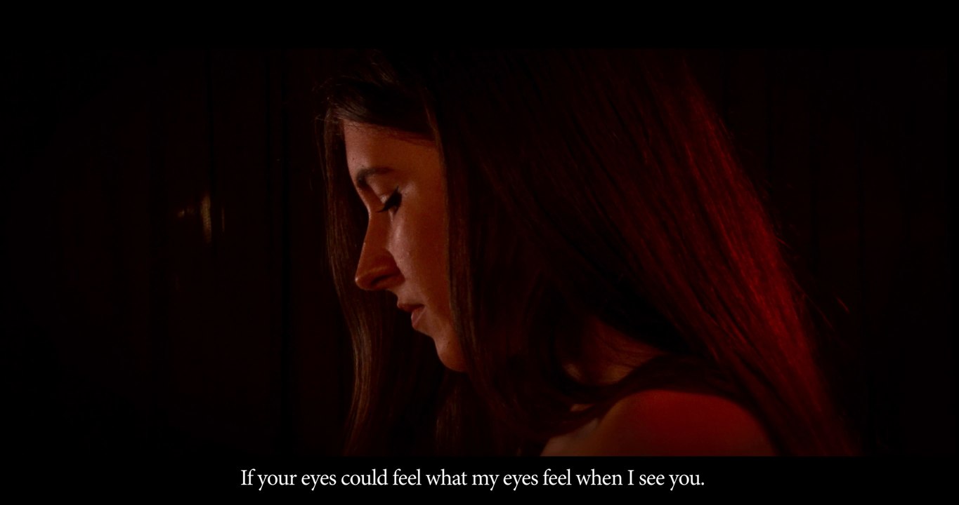 The kiss which seeks me - Lesbian Short Film LGTB