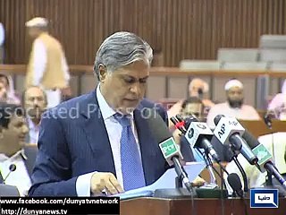 Ishaque Dar's statement on petrolium prices in NA. Report by Shakir Solangi, Dunya News.