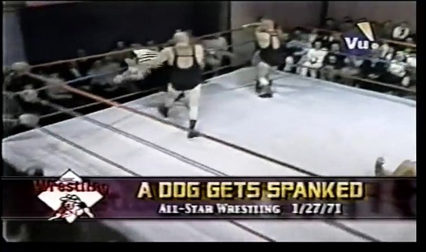 The Crusher cuts up Mad Dog Vachon