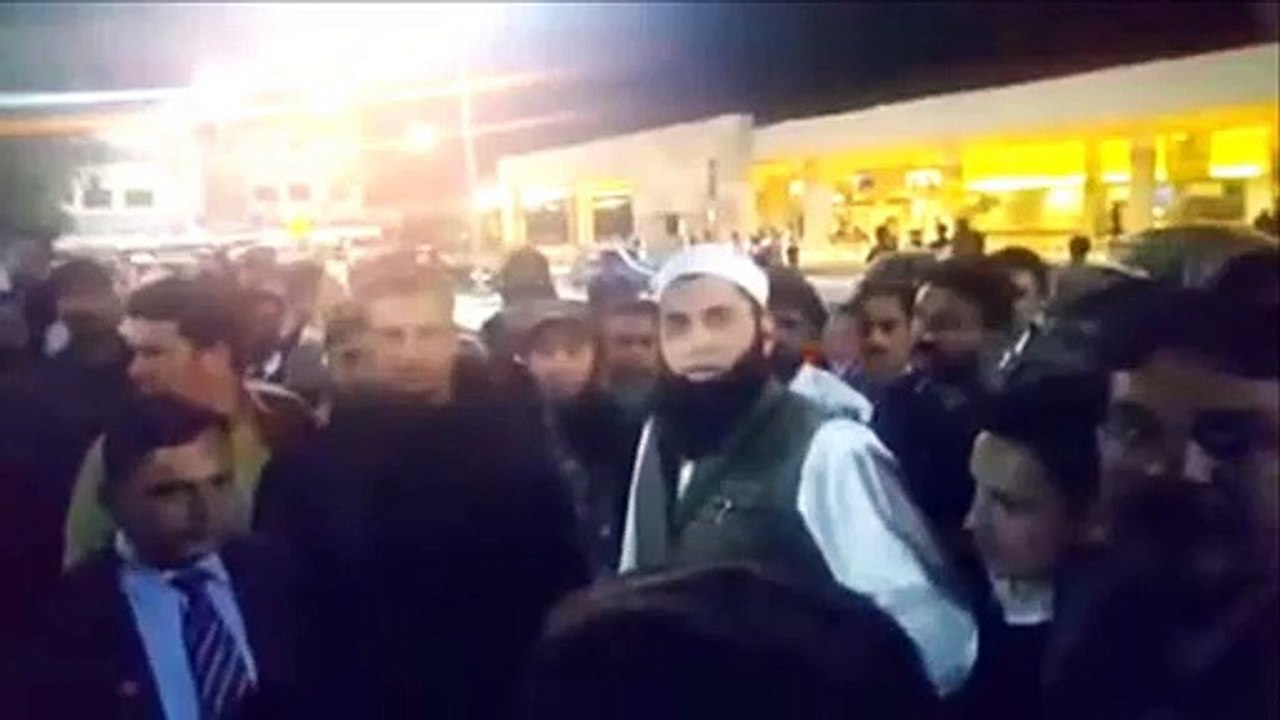 Attack on Junaid Jamshed in Islamabad