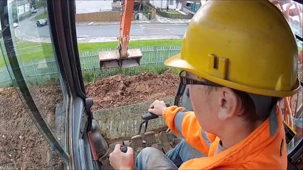 Hitachi 130 zaxis excavator