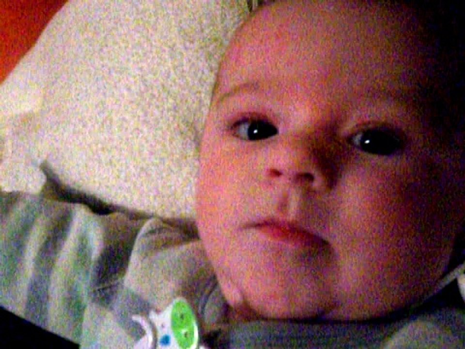 Malo le bébé rigolo