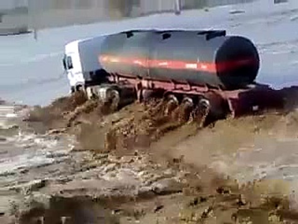 اللہ سب مسلمانوں کو بچائے