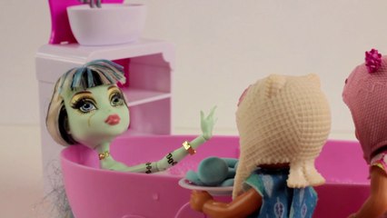 Куклы Холодное Сердце Няня Френки Штейн мультик с игрушками Монстер Хай
