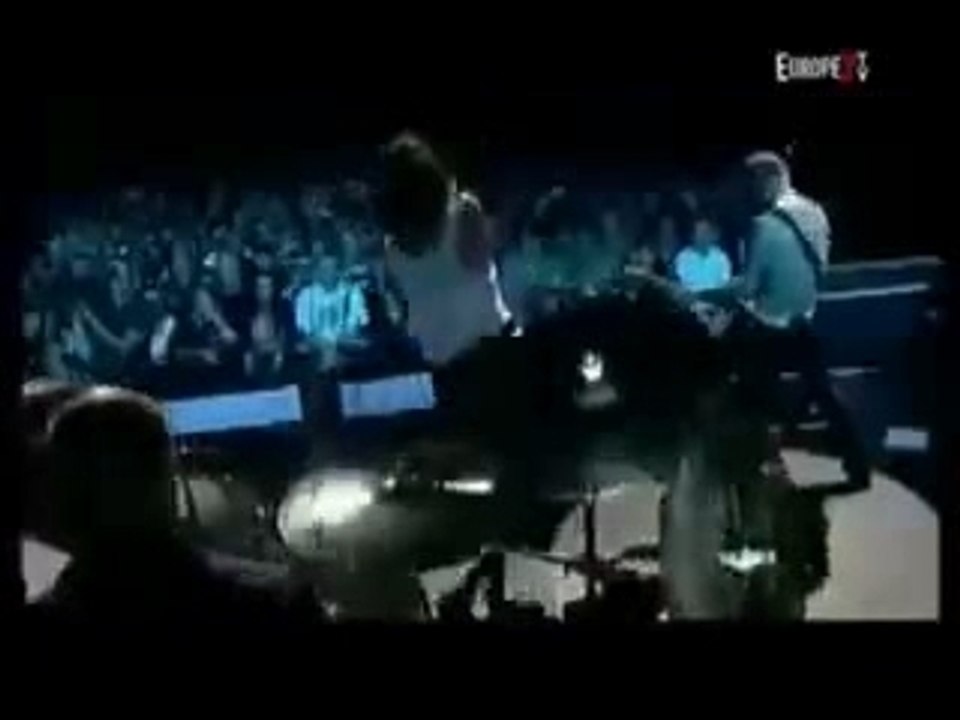 RHCP - Don't Forget Me (La Cigale 2006)
