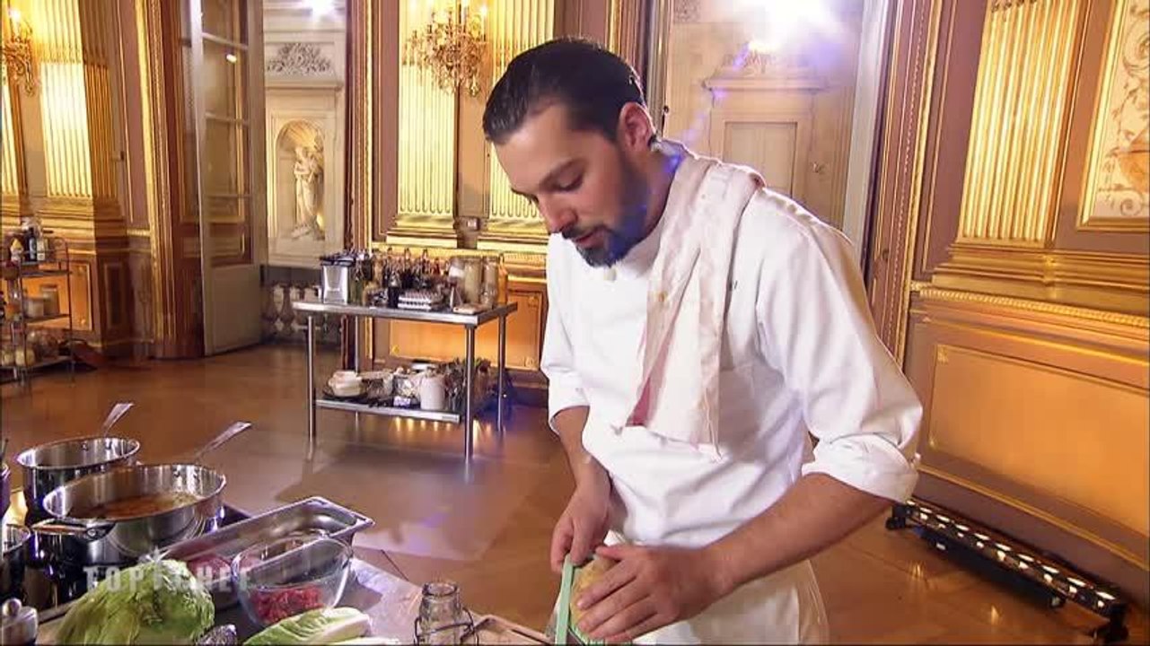 Xavier se lance dans la réalisation de pommes soufflées