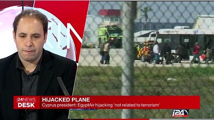 Hijacker demand to give a letter to his Cypriot 'ex-wife'