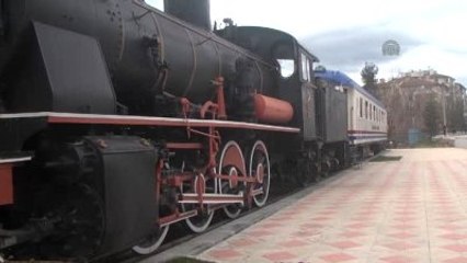 Çocuklar İçin "Uçak" ve "Tren" Kütüphane