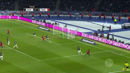 Superbe Madjer de Vardy contre l'Allemagne