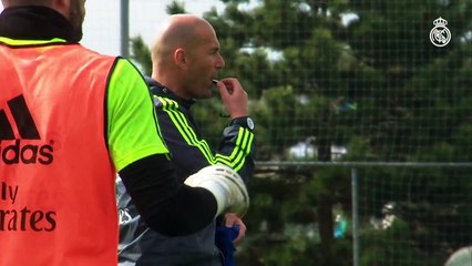 L’impressionnant slalom de Benzema à l’entraînement !