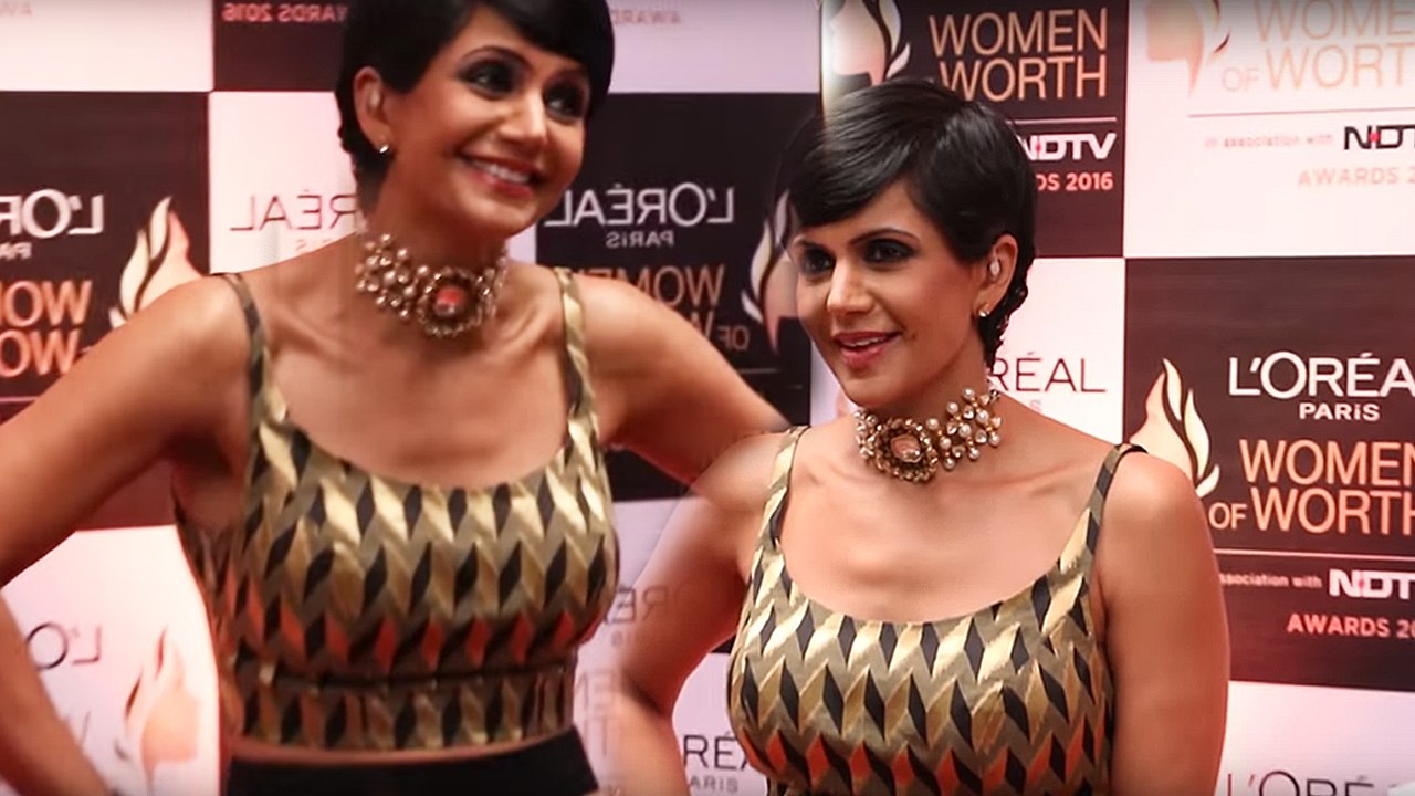 Mandira Bedi at Red Carpet Of NDTV - L'oreal Paris Women of Worth Award 2016