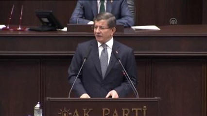 Davutoğlu: "Terör Örgütlerine İnat Sokaklara Çıkalım, Selamı Yayalım"
