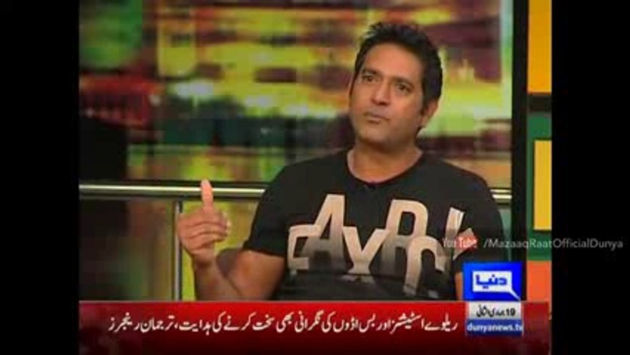 Imran khan Ek Aisa Leader Tha 70's Main ,Jisko Patha Tha Ke Jetna Kise Hai--Aqib Javed