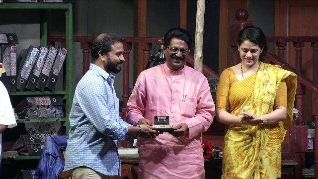 Don Special Marathi Natak Completes 100 Shows | Glimpse & Celebration | Girija Oak | Jitendra Joshi