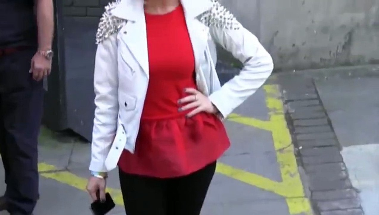 Perrie Edwards Sports Bralet In Her Show