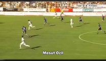 Mesut Özil - profesyonel kariyerindeki ilk golü