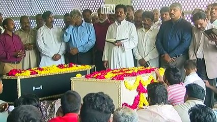 Families bury victims of Lahore attack