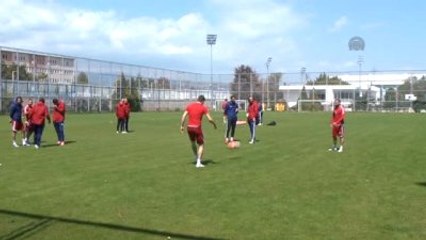 Özat: "Hiç Kimse Küme Düşen Takımın Hocası, Futbolcusu Olmak İstemez"