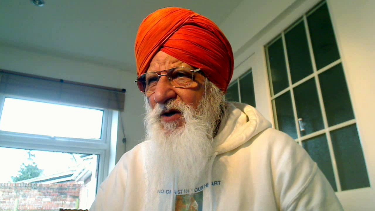 Punjabi - Christ Ram Dass Ji addresses Gurmukh sealed to serve God Sikhs that all the blessings come from our Supernat